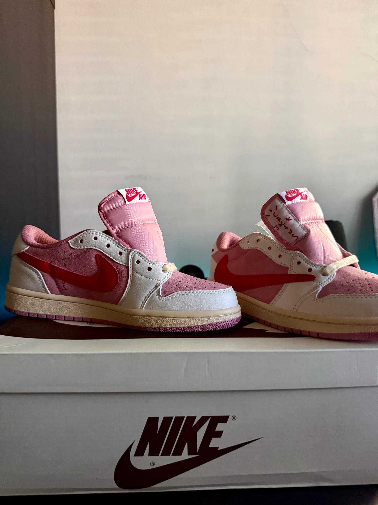Nike Air Jordan 1 Low x Travis Scott Roze – Maat 37,5 (Nieuw) – photo 6